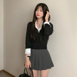 V-neck stitched knit cardigan