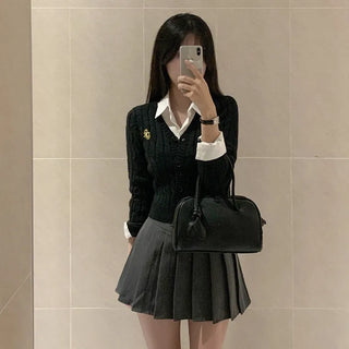 V-neck stitched knit cardigan