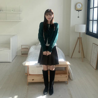 Wool pleated skirt
