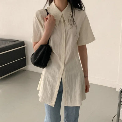 Colored neck long short-sleeved shirt