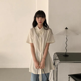 Colored neck long short-sleeved shirt