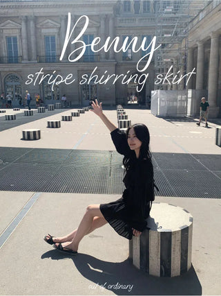 Elastic shirred mini skirt