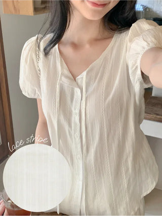 Ribbon puff short-sleeved blouse