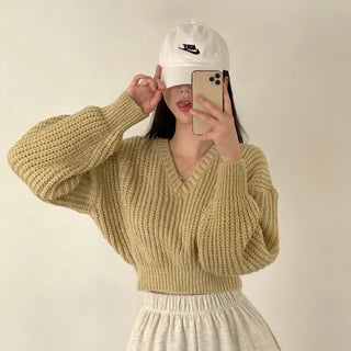 Cropped Loose Fit Openwork Puff V-Neck Knit