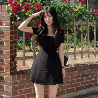 Mini short-sleeved square neck black puff A-line dress