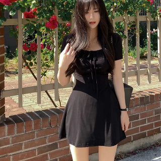 Mini short-sleeved square neck black puff A-line dress