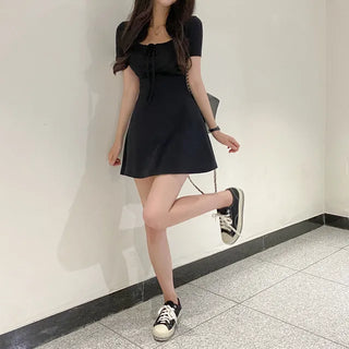 Mini short-sleeved square neck black puff A-line dress
