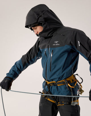 [arcteryx] Alpha SV Jacket for Men - Sea Salt / Black