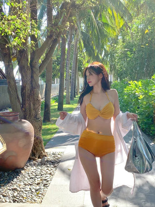 [With built-in cups] Twisted shirring bikini swimsuit (3 colors)