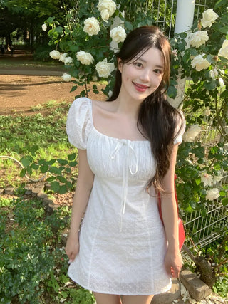 Punching Ribbon Dress