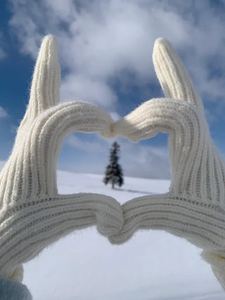 [UNISEX] Smartphone-compatible knit gloves
