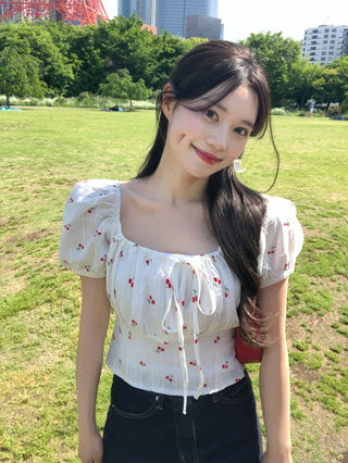 Ribbon blouse