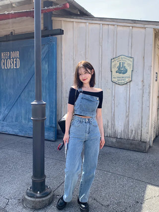Ribbed Off-Shoulder Cropped Slim Fit T-Shirt (2 colors)