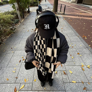 Border check scarf