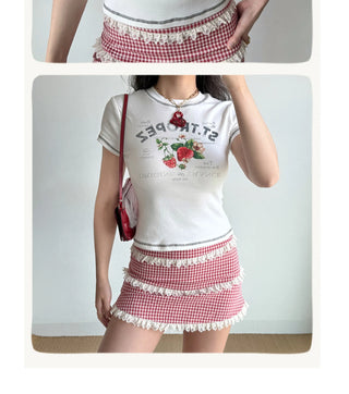 strawberry print tee