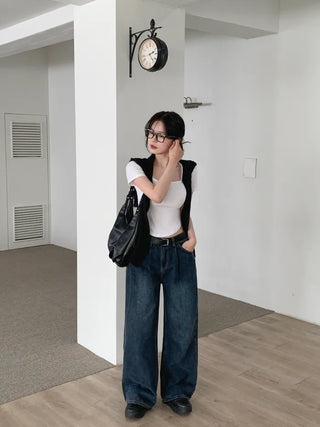 Pleated denim pants