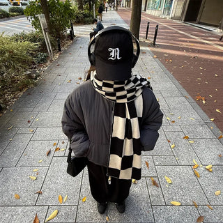 Border check scarf