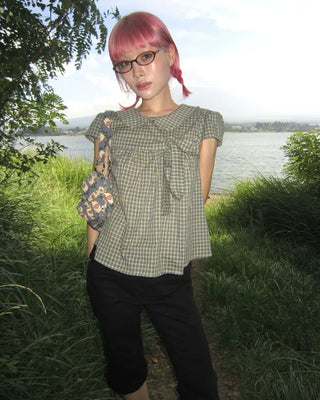 Cap puff sleeve ribbon flare blouse