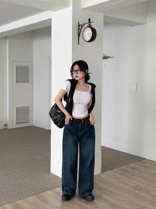 Pleated denim pants