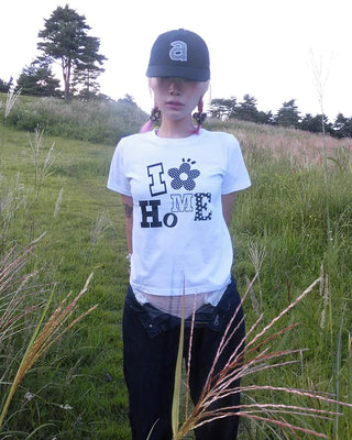 Multi-dot flower lettering half T-shirt