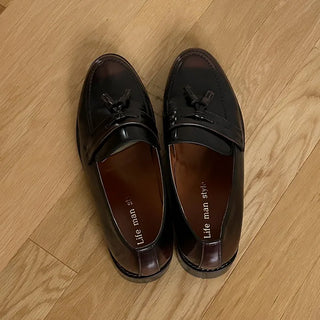 Vintage tassel loafers