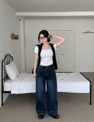 Pleated denim pants
