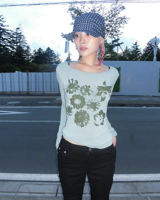 Monochrome Flower Jewel Neck Long T-Shirt