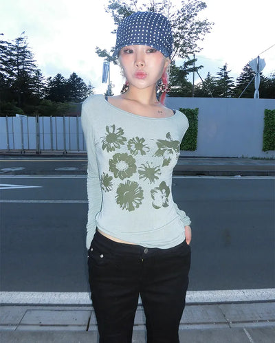 Monochrome Flower Jewel Neck Long T-Shirt