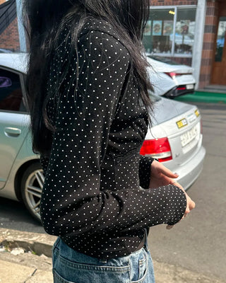 V-neck lace polka dot T-shirt