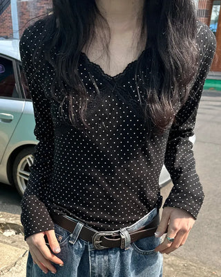 V-neck lace polka dot T-shirt