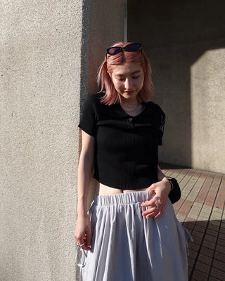 Polo neck semi-cropped ribbed knit T-shirt