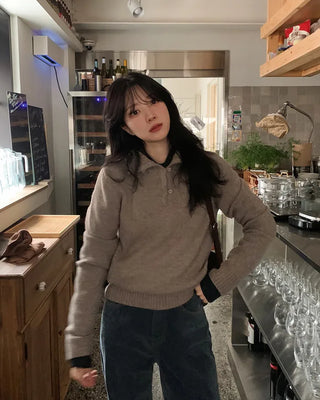 Half-button collar knit