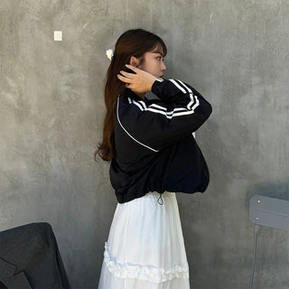 Two-line zip-up mountain parka