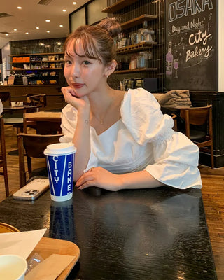 Volume Gathered Blouse
