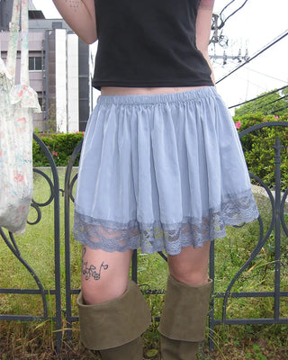 Wide lace hem mini flare skirt