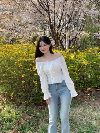 [2-way] Frill Off-Shoulder Blouse