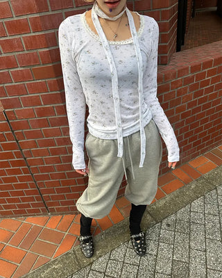 Tie-set lace jewel neck mini flower ribbed long T-shirt