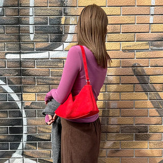 Toned-down color turtleneck T-shirt