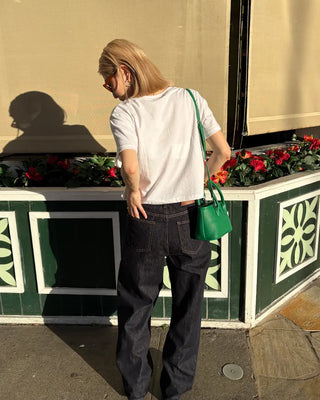 Basic semi-cropped half-length T-shirt