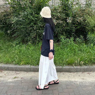 V-neck shirred long skirt