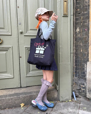Frilled Outseam Loose Socks
