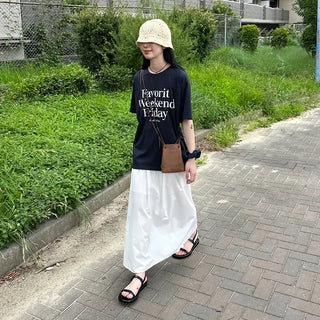 V-neck shirred long skirt