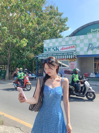 Flower boat neck camisole dress