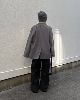Back slit flap pocket jacket