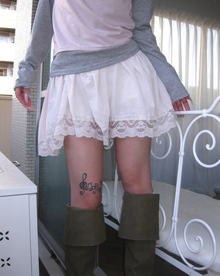 Wide lace hem mini flare skirt