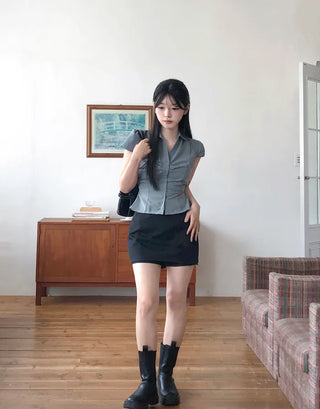 Shirred short-sleeved shirt
