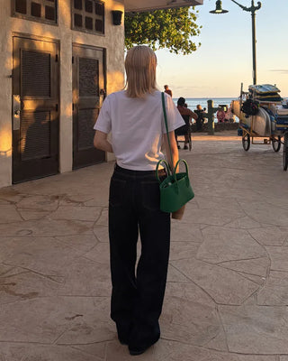 Basic semi-cropped half-length T-shirt