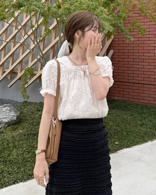 Lace short-sleeved blouse