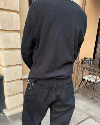 Side-button long-sleeved cut and sew