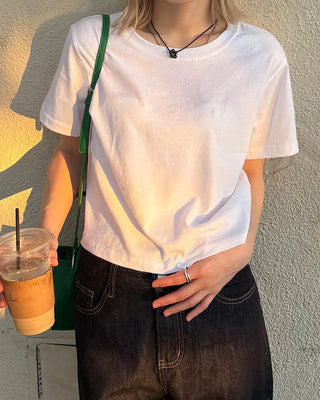 Basic semi-cropped half-length T-shirt